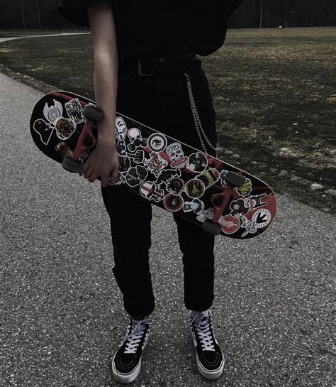 This page documents all those current evolutions. Skateboarding Aesthetic Girls Wallpapers - Wallpaper Cave