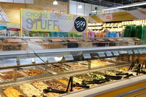 Whole Foods Opens its doors in Palm Desert