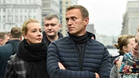 Aleksei Navalny Putin Critic Was Poisoned At Hotel His Team Says The New York Times