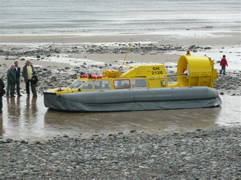 Tiger 12 Hovercraft Gh2126 Seen At Llandudno 4th May 2008 Flickr