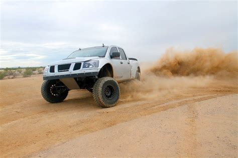 2005 Nissan Titan Luxury Running In A V 8 Nissan Titan Prerunner