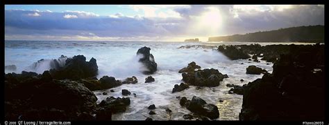 Panoramic Picturephoto Seascape With Jagged Rocks And Surf Maui