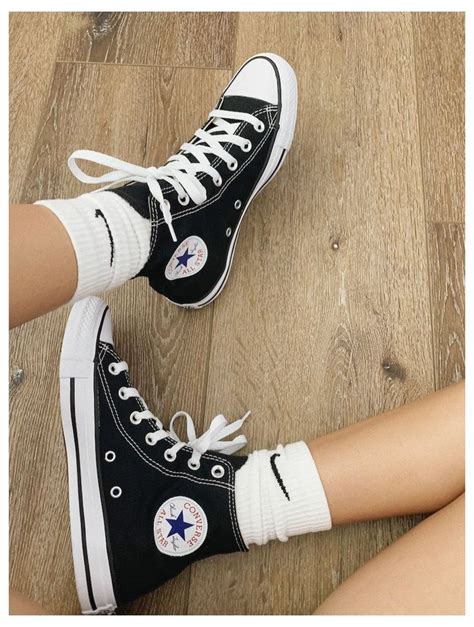 Pin By ⋒ Sarah Duncan ⋒ On Converse Black Nike Socks Black Converse Shoes White Nike Socks