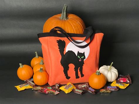 Halloween Treat Bag Weallsew