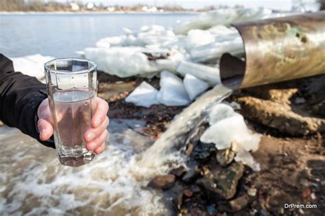 How To Deal With Contaminated Water During Natural Disasters Natural Disasters Drinks Water