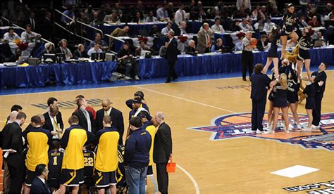 Rules For Timeouts How To Use Timeouts In Basketball