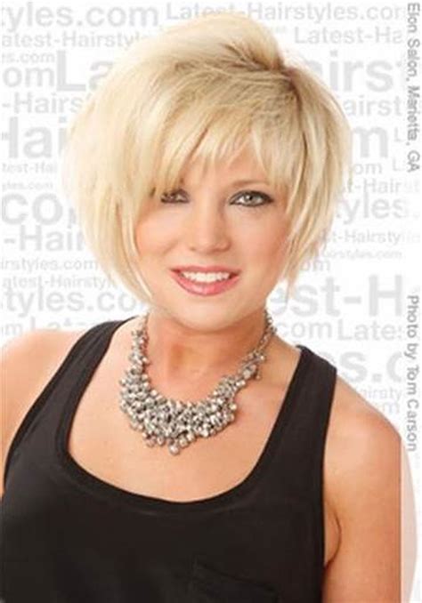 Best for women with stronger jawlines, it's a look that's popular for its ease of wear. Perfect short pixie haircut hairstyle for plus size 31 - Fashion Best