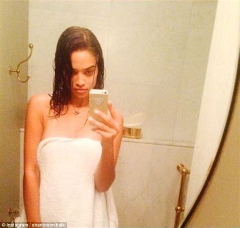 Shanina Shaik Shows Off Summer Body As She Steps Out Of The Shower In A Towel Daily Mail Online