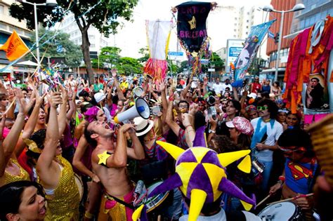 Carnaval em Belo Horizonte onde a folia e a tradição se encontram