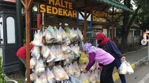 Halte Sedekah Cara Unik Berbagi Pada Sesama Di Yogyakarta Lifestyle