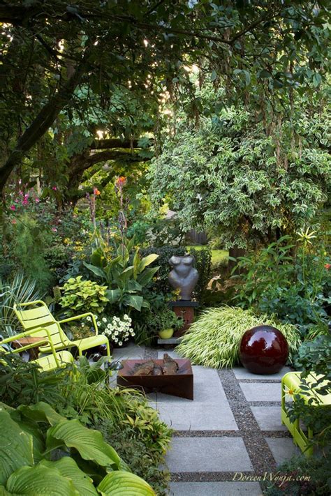 See more ideas about garden design, garden, backyard landscaping. The Less is More Garden - Book Review & Giveaway.