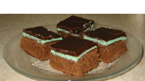 Unmold and serve with fresh strawberries or chocolate shavings. Creme de Menthe Bars | Recipe in 2020 | Bars recipes ...