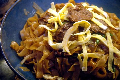 Mature professor cums all over his student. DUDE FOR FOOD: Cantonese Treasures at The Cafe