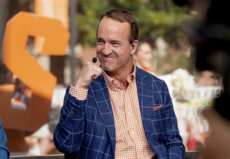 peyton manning joins college of communication and information faculty news