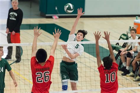 Boys Volleyball Strengthens Team Bond Continues Wins The Campanile