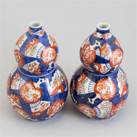 Two Imari Porcelain Double Gourd Vases Japan Meiji 1868 1912