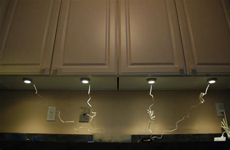 Spotlights, under cabinet lighting and drawer lighting help you find what you're looking for, and adds a decorative element to your kitchen too. 35 Gorgeous Ikea Kitchen Lights Under Cabinet - Home ...