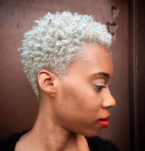 I have always adored blonde curls but was never quite ready to dive all the way in and go. 40 TWA Hairstyles That Are Totally Fabulous | Blonde TWA ...