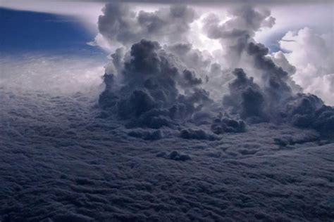 Awe Inspiring Storm Captured On Camera At The Edge Of The World From