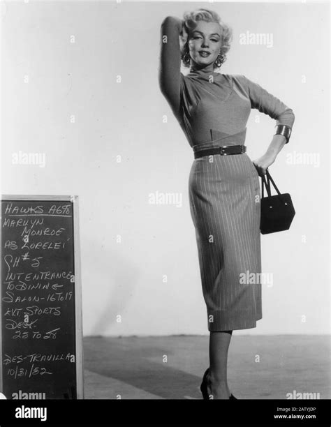 1953 Usa The Actress Marilyn Monroe 1926 1962 Costume Test