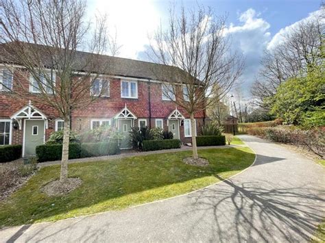 I want to rent for tonight for 2 couple double room for 2. 2 Bedroom Terraced House To Rent In Langmore Lane ...