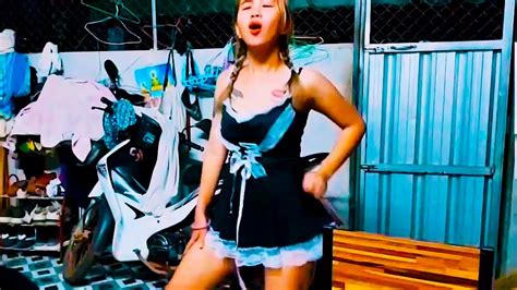 Pretty Thai Maid Dancing Youtube