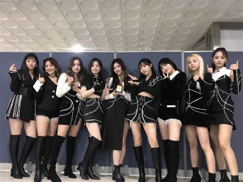 Fans Express Overwhelming Joy After Seeing Twice Perform With All 9