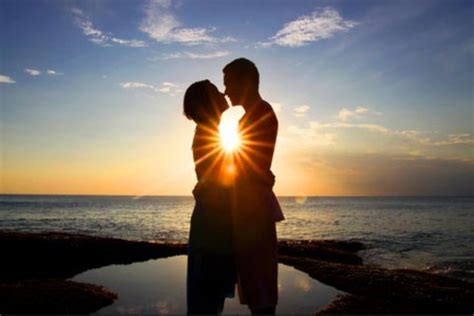 50 Best Romantic Pictures To Show Your Love