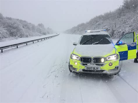 Bch Road Policing Unit On Twitter A41 Is Closed From M25 Through Herts Towards Tring 411810