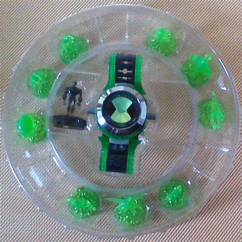 Ben 10 Omnitrix Hero Collection Collectible Watch And Figure Set Very