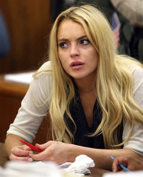 Experts Tell Us Lindsay Lohan Will Have A Tough Time Detoxing In Jail