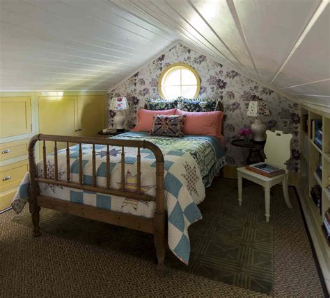Dreamy Attic Bedroom Ideas That Are Super Cozy