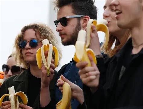 10 Surprising Benefits Of Bananas Sexually Better In Bed