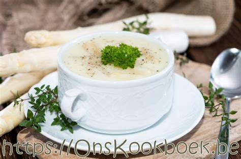 Je TOP 7 aspergesoep recepten voor 2021 Klassiek à la Jeroen Meus