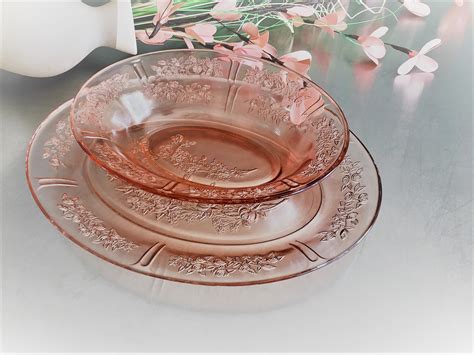 Pink Depression Glass Federal Glass Sharon Or Cabbage Rose Pattern Platter And Oval Bowl