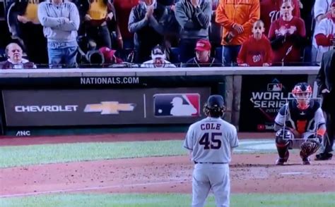Fans Flash Boobs At Mlb Pitcher To Distract Him During World Series