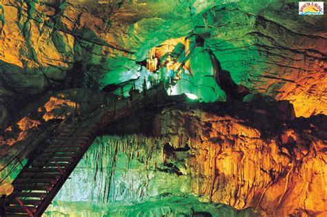 Miracle Tourism In India The Borra Caves Visakhapatnamandhra Pradesh