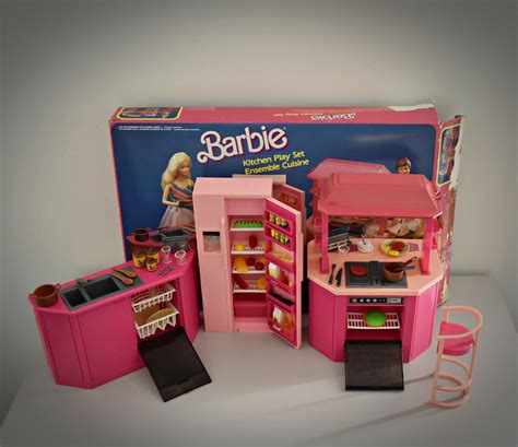 Vintage Mattel Barbie Kitchen Play Set 0806 1986 Original Box Mattel 80 Accessories