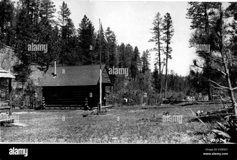Pinchot Guard Station 1935 Stock Photo Alamy