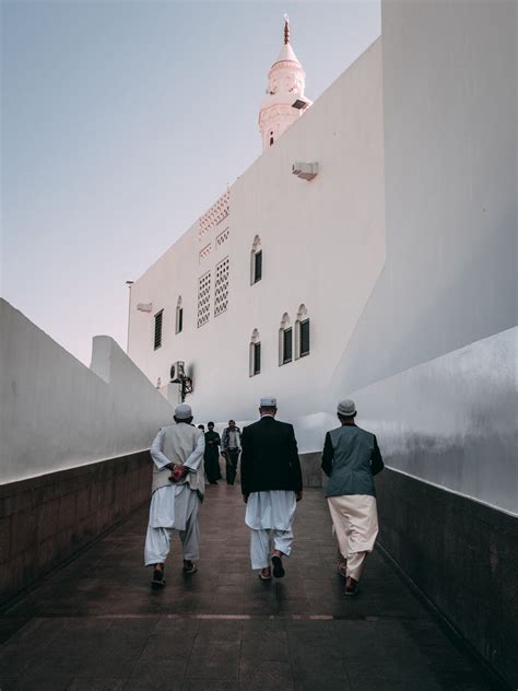 Shalat witir shalat sunnat muakad (dianjurkan) yang biasanya. Bolehkah Menunaikan Solat Sunat Tahiyatul Masjid Walaupun ...