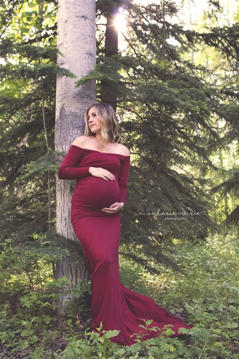 maternity photography poses hayne photographers will have many staff present to make sure t