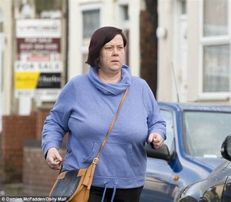 Benefits Street Star Deirdre Kelly Flashes Her Supportive Bra Daily