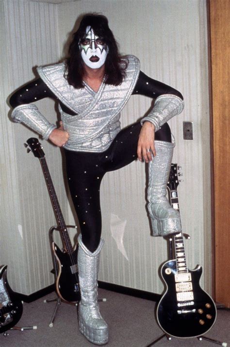 Love Gun Alive Ii Era Peter Criss Paul Stanley Gene Simmons Heavy Metal Banda Kiss