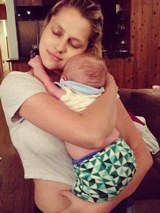 Teresa Palmers Son Shown Off To Instagram Followers As She Posts Breastfeeding Pic Online