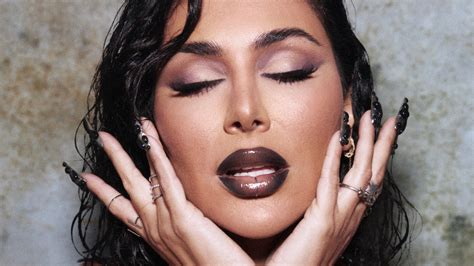 Huda Beauty Pretty Grunge Has Launched Heres The Scoop