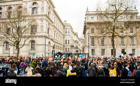 London Uk 6th February 2016 Editorial Junior Doctors Rally In