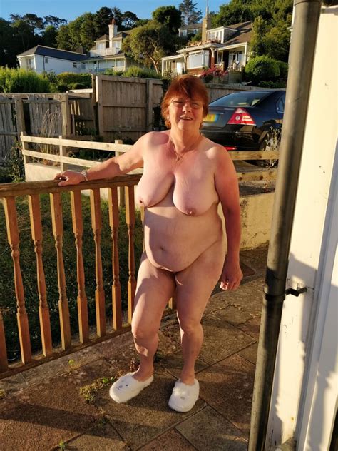 Nude Saggy Granny Boobs Olderwomennaked