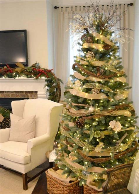 Pinterest decoration noel papier idee de luminaire et. Décoration de Noël pour fête magique à la maison - 24 photos