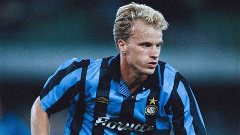 55 resultaten voor bergkamp inter. August | 2019 | Gary Thacker