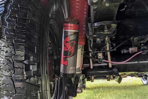 Whats So Special About The Toyota Tacoma Trd Pros Fox Shocks Cars Com
